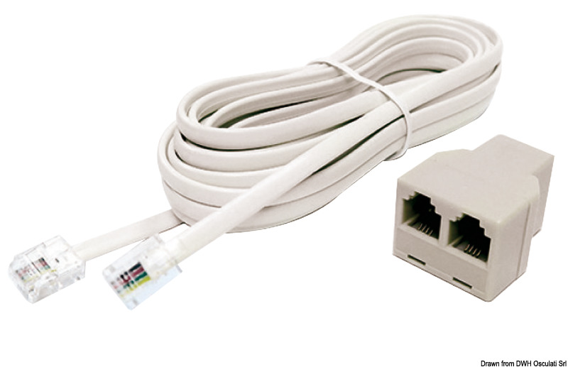Carcassa in Luran UV resistente, completamente stagno. Rotazione orizzontale 352°, verticale 60°. Lampadina LED doppio filamento (SPOT+FLOOD) 23 W + 23 W. 2 tipi di comando opzionale.Protezione contro le interferenze elettroniche.I fari sono collegabili a 2 tipi di comando optional che possono essere indipendenti o sommati per creare la configurazione desiderata:1) Comando da plancia con joystick. Cavo incluso da 4,5 m. E’ possibile installare un altro joystick usando il cavo a 2 porte 13.227.51.2) Radiocomando classico fornito con staffa per fissaggio alla plancia. Portata fino a 40 m di distanza dal faro.3) Il radiocomando al primo utilizzo si accoppia al faro (usando le istruzioni) e non interferisce con la strumentazione elettronica di imbarcazioni limitrofe; si possono abbinare più radiocomandi al faro.4) Il faro è più reattivo al comando e preciso all’impulso rispetto alla versione precedente