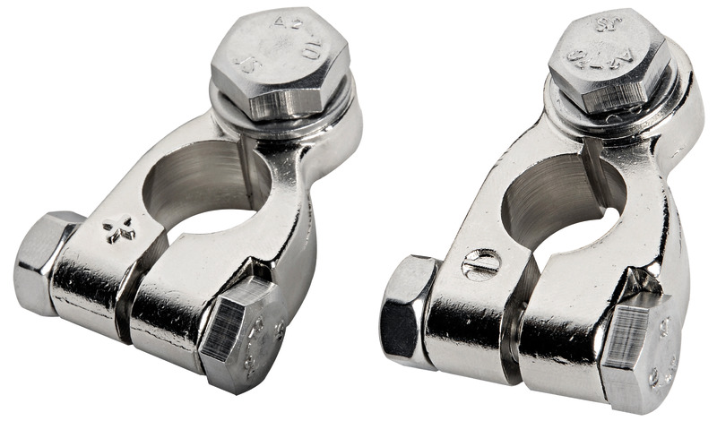 Costruiti in ottone nichelato con bulloneria in acciaio inox. Perni fissaggio + e - differenziati per evitare l'inversione dei cavi.