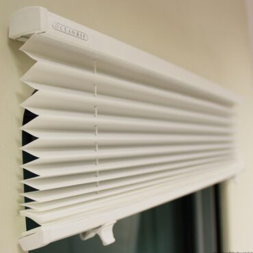 OCEANAIR Skysol Motion pleated blind 450 x 520 mm