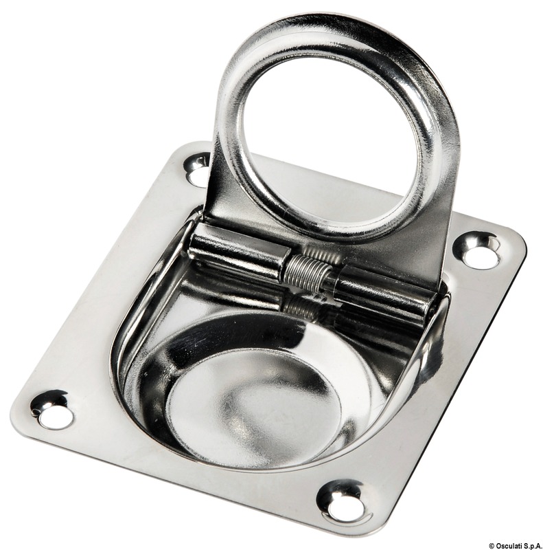 In acciaio inox, molto leggero e robusto, lucidato a specchio. Modello con molla di ritorno dell’anello, per eliminare le vibrazioni.