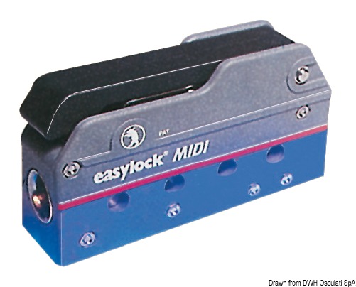 Modello che affina le caratteristiche che hanno resi famosi nel mondo gli Easyloch I. Basati sul principio di due piastre parallele in acciaio inox che bloccano la scotta.Più aumenta la trazione sulla scotta e più le piastre premono. Sono costruiti completamente in policarbonato nero e acciaio inox. Adatti per scafi da 9 m a 12 m.