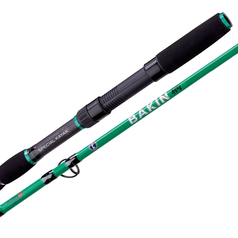 Canna da barca ibrida composta da un robusto fusto in Carbon Toray e cimino in Fiberglass flessibile. Una nuova tecnica di fabbricazione che dona al prodotto forza e flessibilità nell’azione di pesca. Bakin Kayak è assemblata con componentistica Fuji. Munita di fibbia di sicurezza.Fusto in Carbon Toray Anelli Fuji serie K-GuidePlacca porta mulinello Fuji DPSTallone da combattimento FujiFibbia di sicurezza