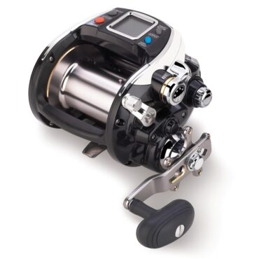 Nuovo mulinello elettrico ad alte prestazioni. Akami Kaigen 1000 è ideale per la pesca a fondo e per la pesca d’altura, è dotato di cuscinetti in acciaio inox japan e sistema di raccolta intelligente. Potenza massima del freno 35 Kgs. Potenza di recupero originale massima della base dell’asse 20 kg/cm. Velocità massima : 160 mt/minuto.
Scarica il manuale.