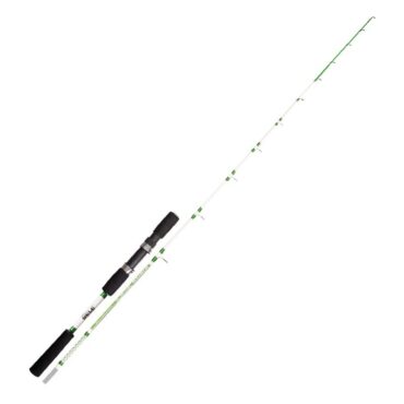 Canna da pesca a due sezioni, costruita in fiberglass, placca porta mulinello a vite, anelli legati doppio e mono ponte. Impugnatura in EVA antiscivolo, studiata per una presa sicura e confortevole. Idonea per la pesca da barca a bolentino o per insidiare cefalopodi.Fusto in FiberglassAnelli doppio e monoponteImpugnatura in Eva