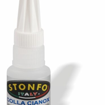 Collante cianoacrilico a essiccazione rapida indispensabile per l’incollaggio di fili nylon, fluorocarbon e trecciati. Ideale inoltre per realizzare montaggi con perline, applicare apicali e tubolari su vettini, consolidare nodi, costruire mosche artificiali, tube flies etc. etc. Boccetta con dosatore contagocce molto preciso. Prodotto deperibile da conservare in frigo. Contenuto boccetta: 10 gr.
Busta da 1 pezzo, confezione da 10 buste.