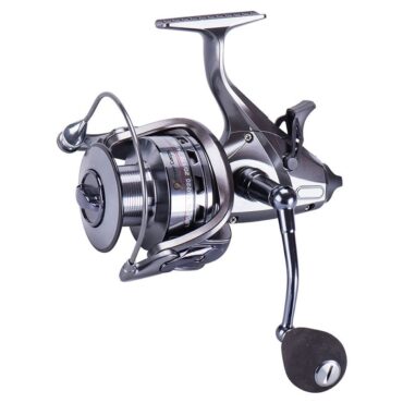 Mulinello da carpfishing con doppia frizione e sistema Bite'N Run. Corpo serigrafato, bobina in alluminio forgiato, archetto cavo Air Bail e l'infinite Anti-Reverse. Ideale anche per la pesca allo storione e siluro nei laghetti.
Trattamento Anti-Salsedine
Doppia Frizione
Rotore Bilanciato
Albero Maggiorato
Warm Shaft System
Cuscinetti 4 + 1